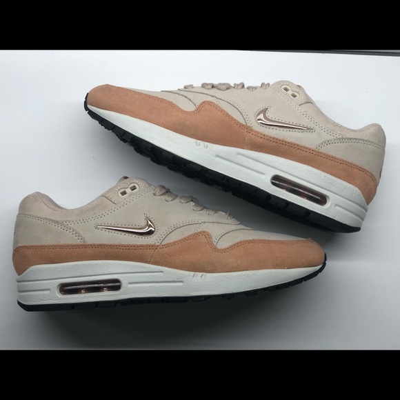 nike air max 1 peach